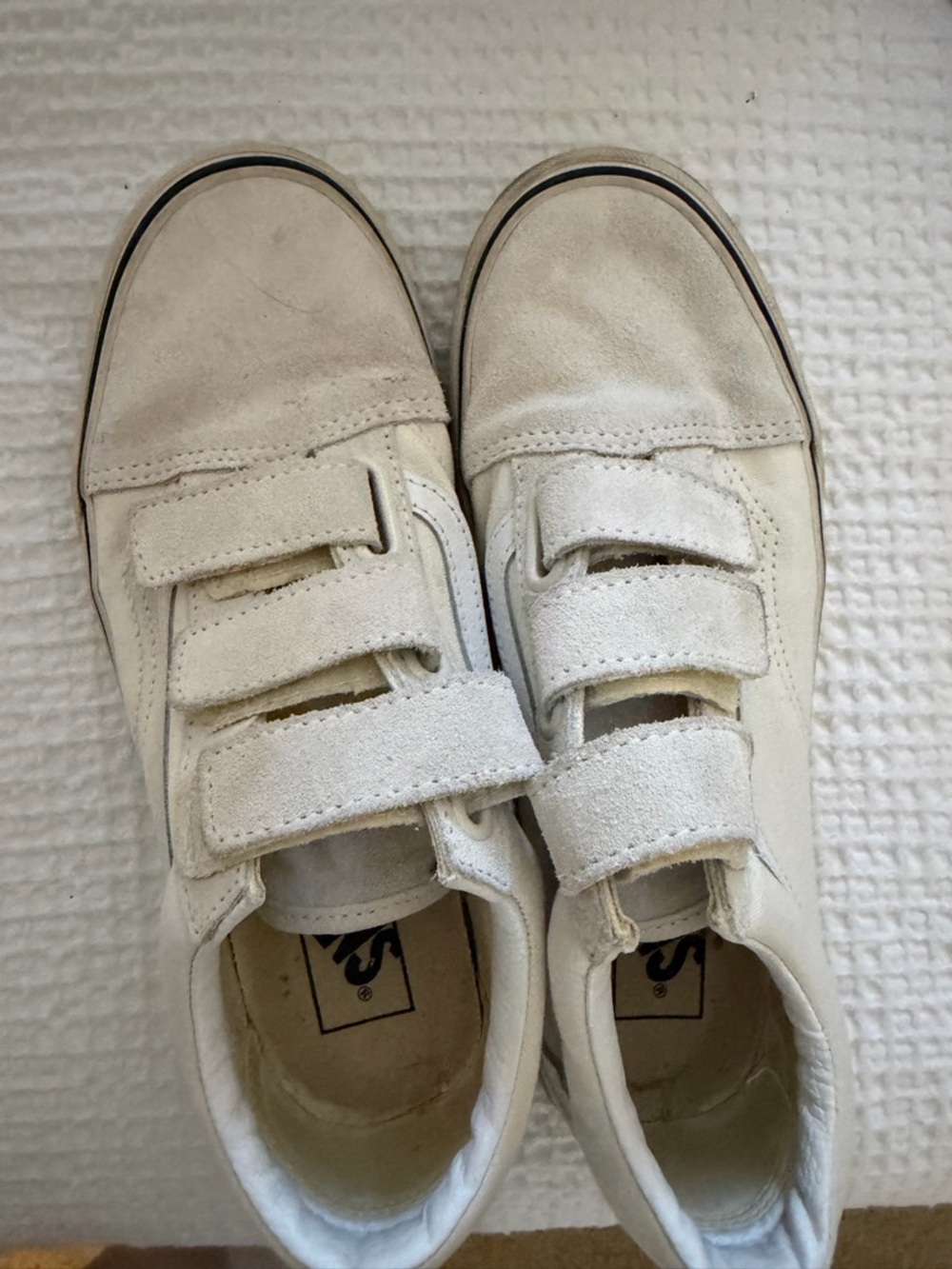Vans Kids Off-White Velcro Suede Sneakers